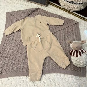 Baby clothes, Gap 3-6 months like new